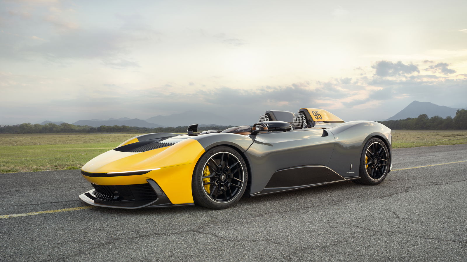 Pininfarina B95, front side